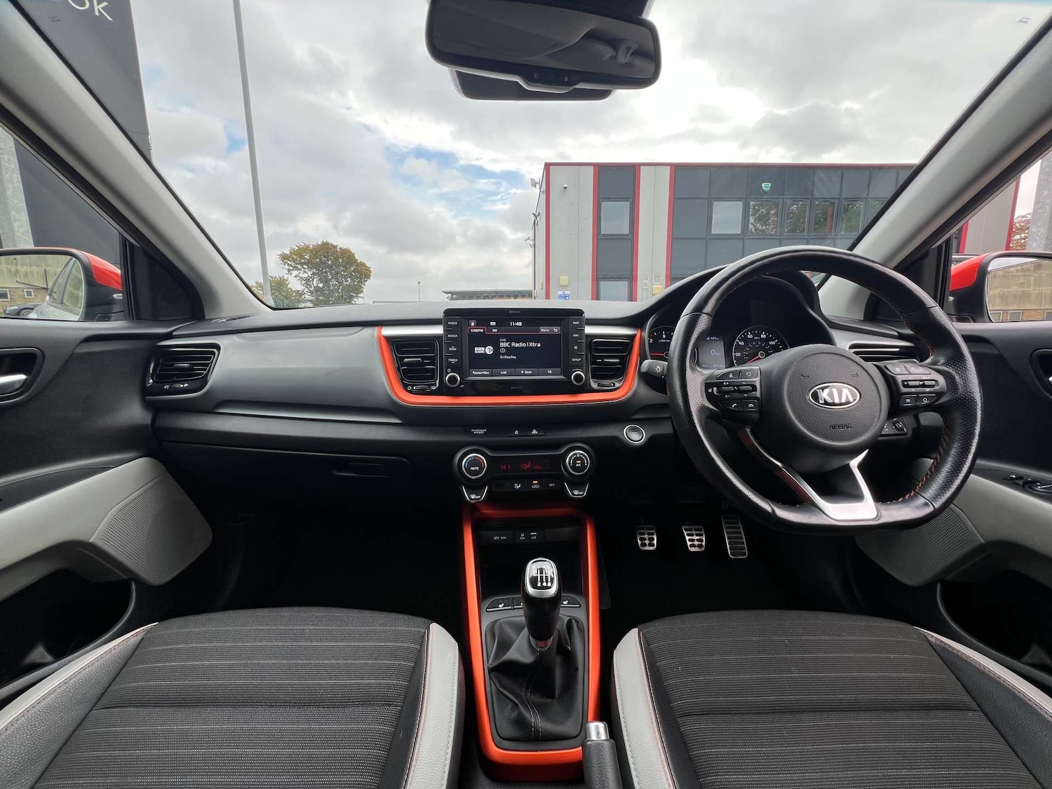 Used Kia Stonic 2018 for sale - 76009000: Photo 24