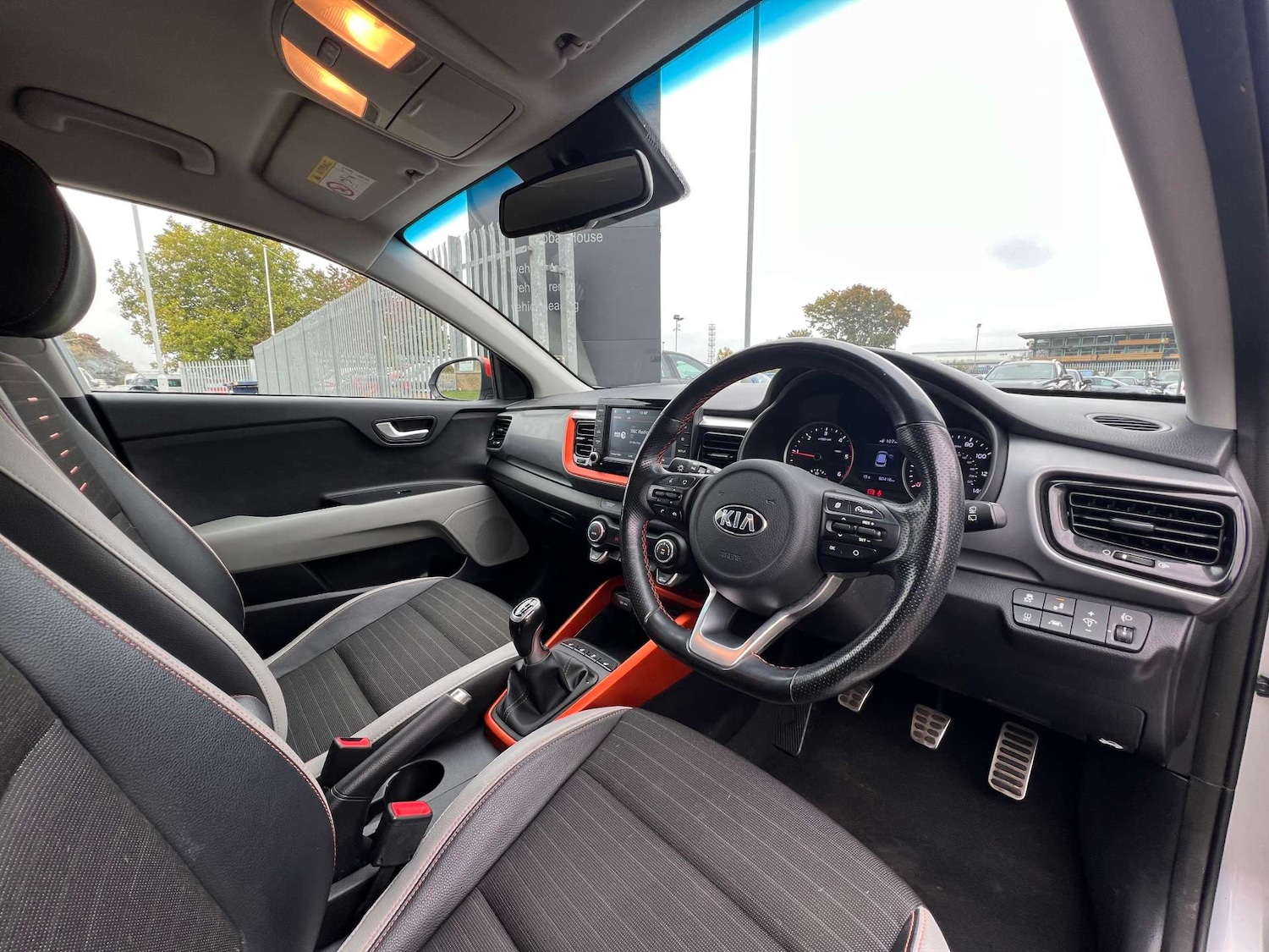 Used Kia Stonic 2018 for sale - 76009000: Photo 29