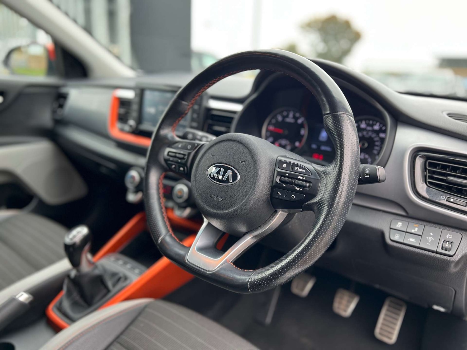 Used Kia Stonic 2018 for sale - 76009000: Photo 30