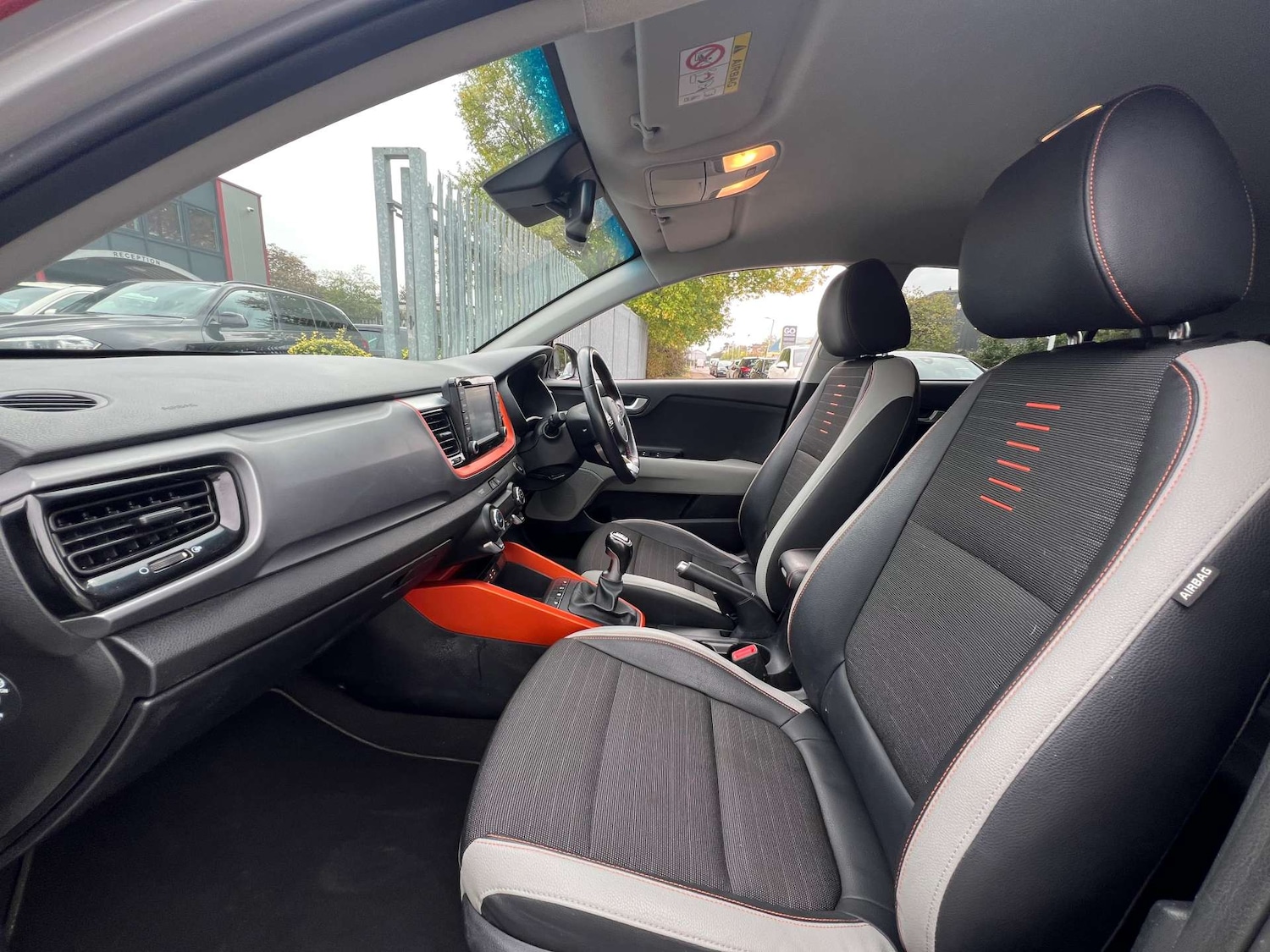 Used Kia Stonic 2018 for sale - 76009000: Photo 41