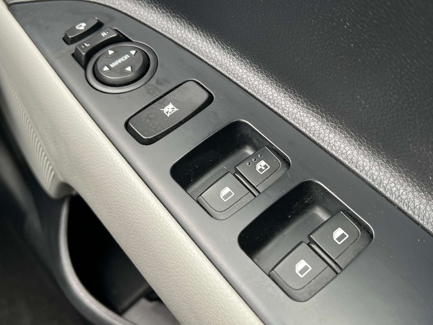 Used Kia Stonic 2018 for sale - 76009000: Photo 67