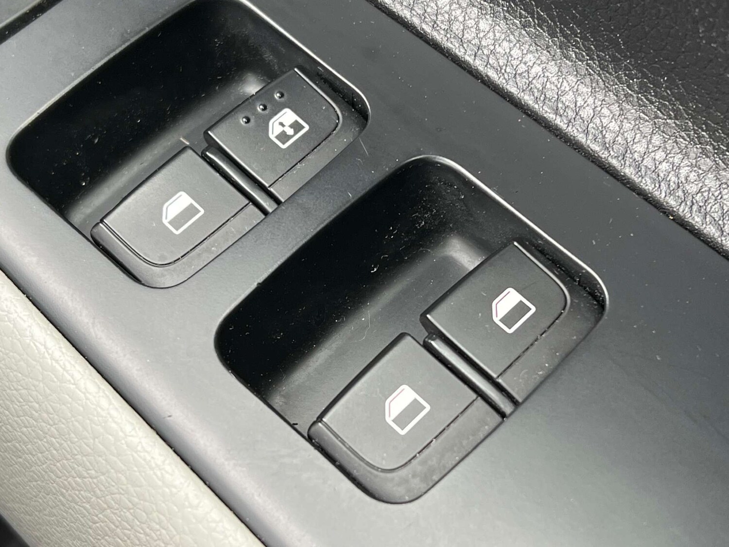 Used Kia Stonic 2018 for sale - 76009000: Photo 68