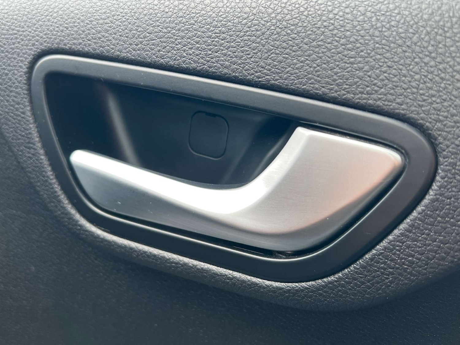 Used Kia Stonic 2018 for sale - 76009000: Photo 71