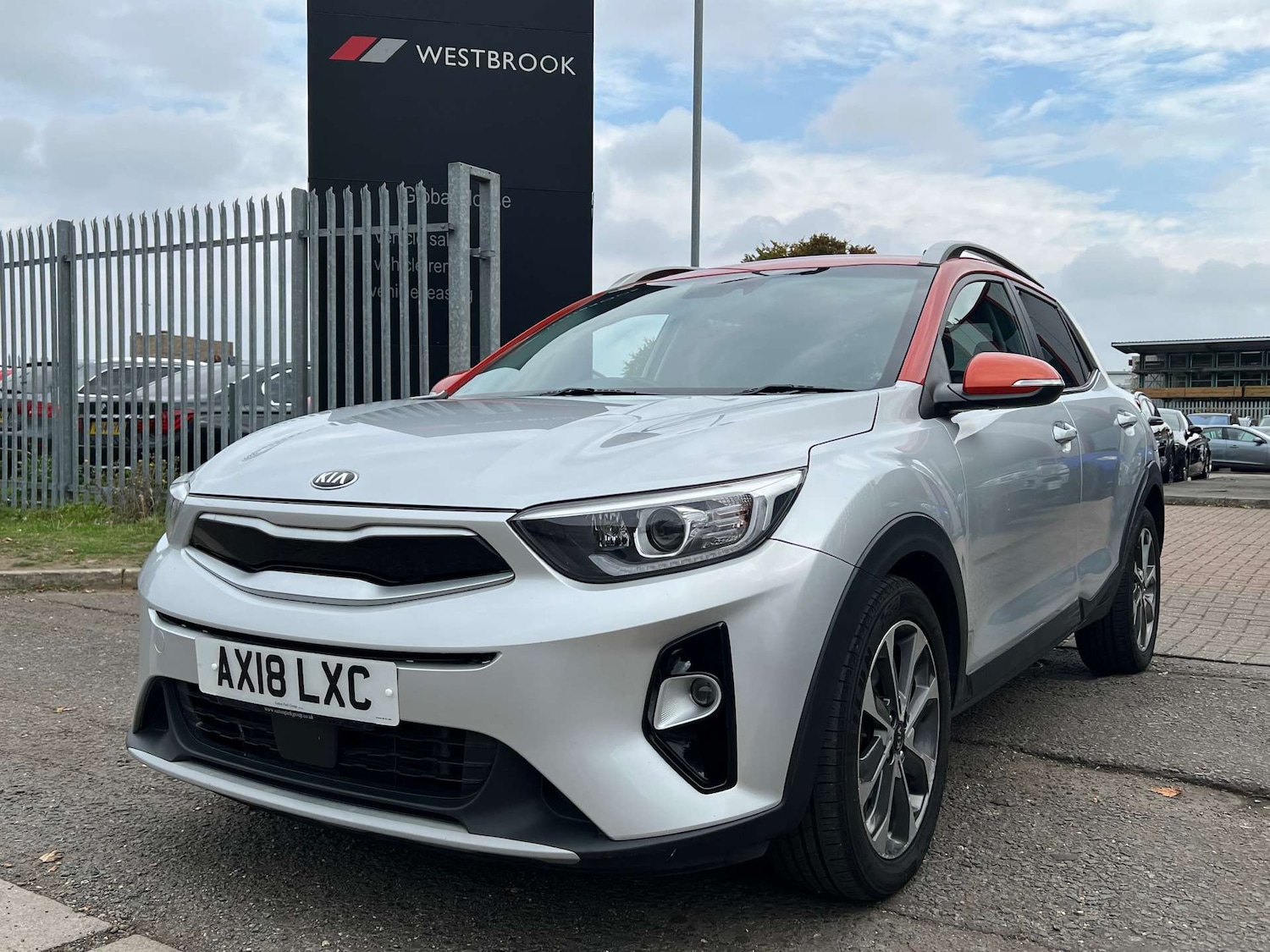 Used Kia Stonic 2018 for sale - 76009000: Photo 8