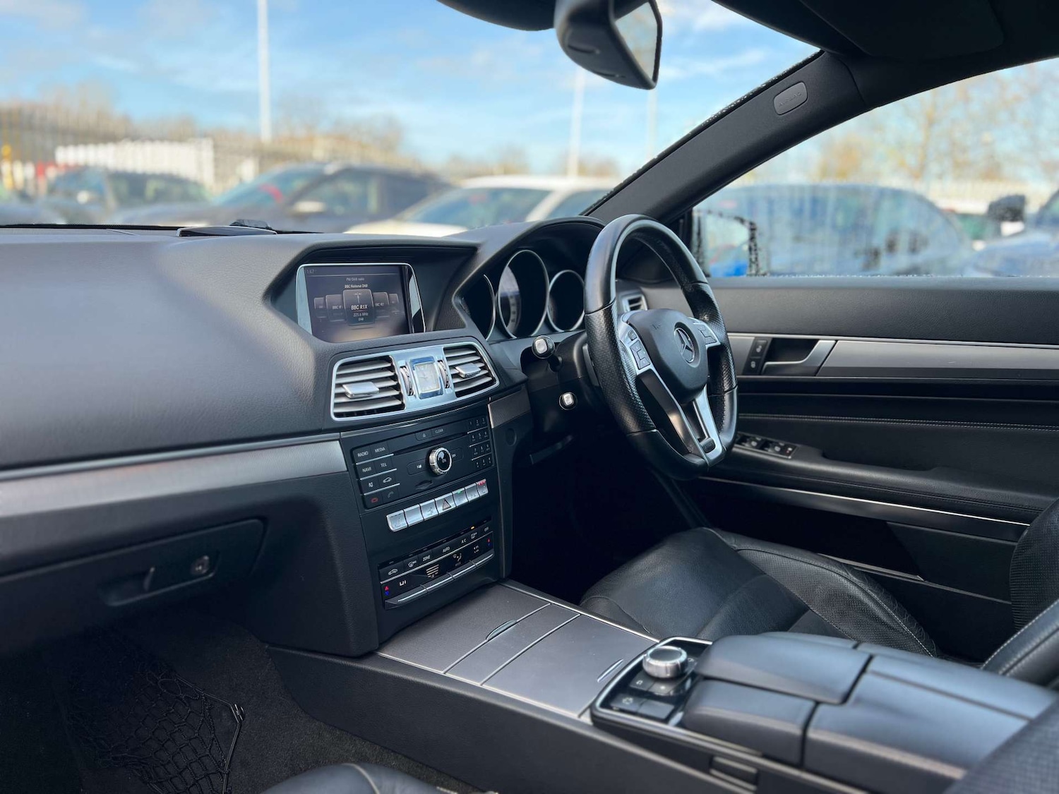 Used Mercedes-Benz E Class 2015 for sale - 77662814: Photo 35