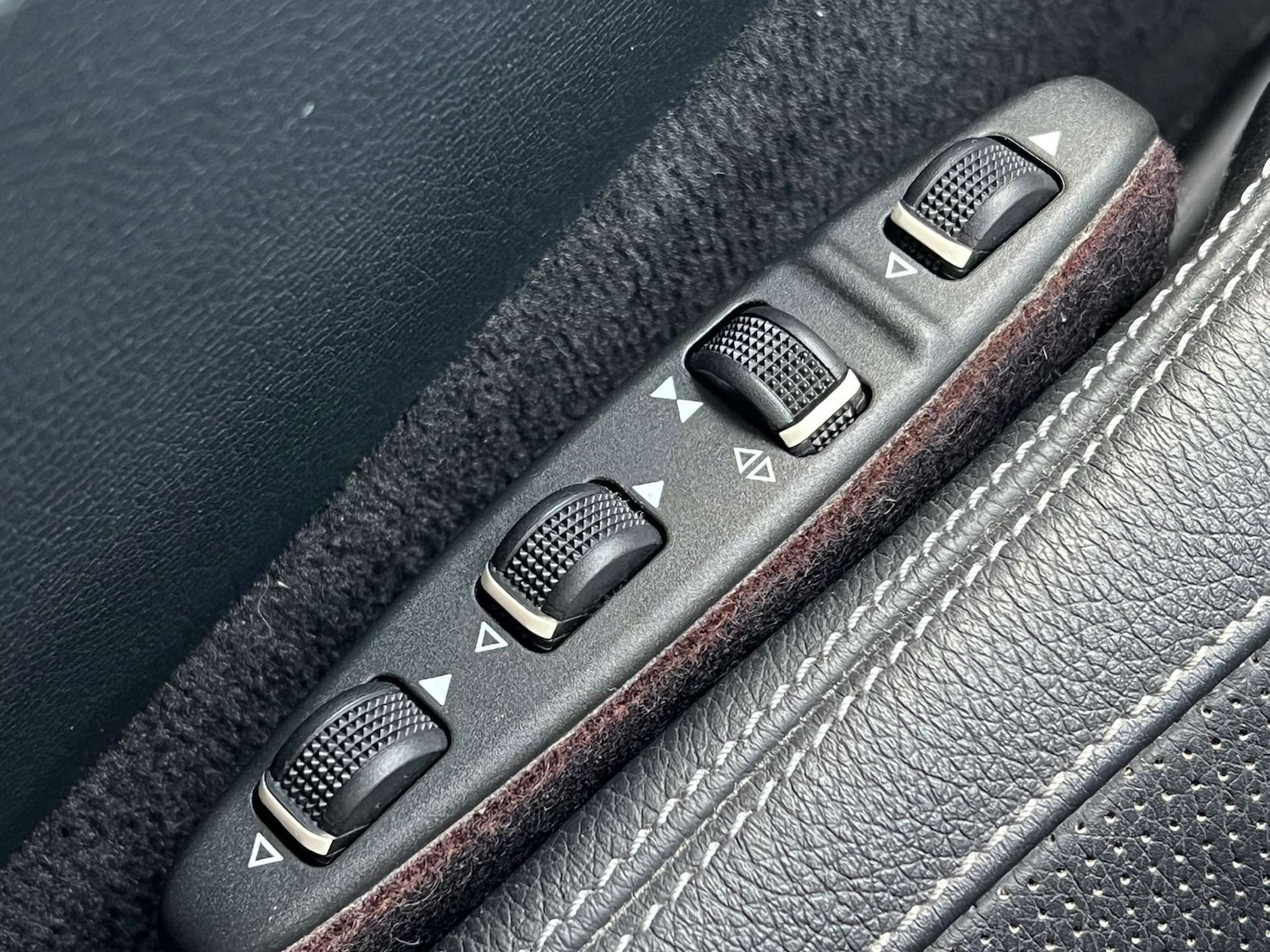 Used Mercedes-Benz E Class 2015 for sale - 77662814: Photo 38