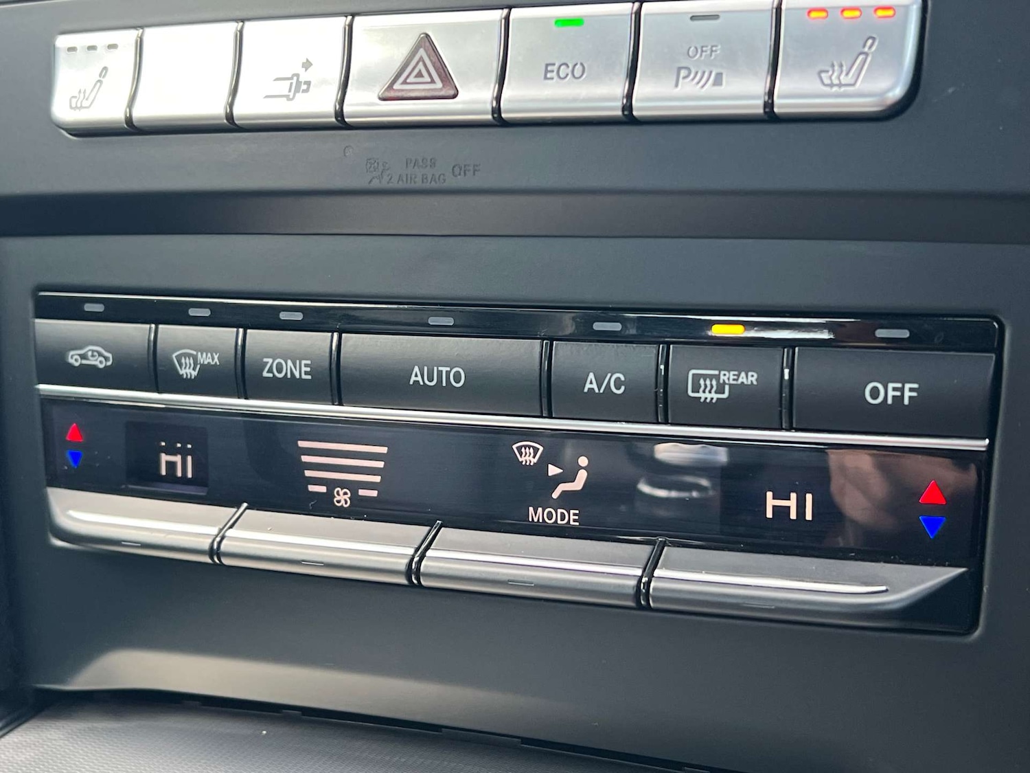 Used Mercedes-Benz E Class 2015 for sale - 77662814: Photo 40