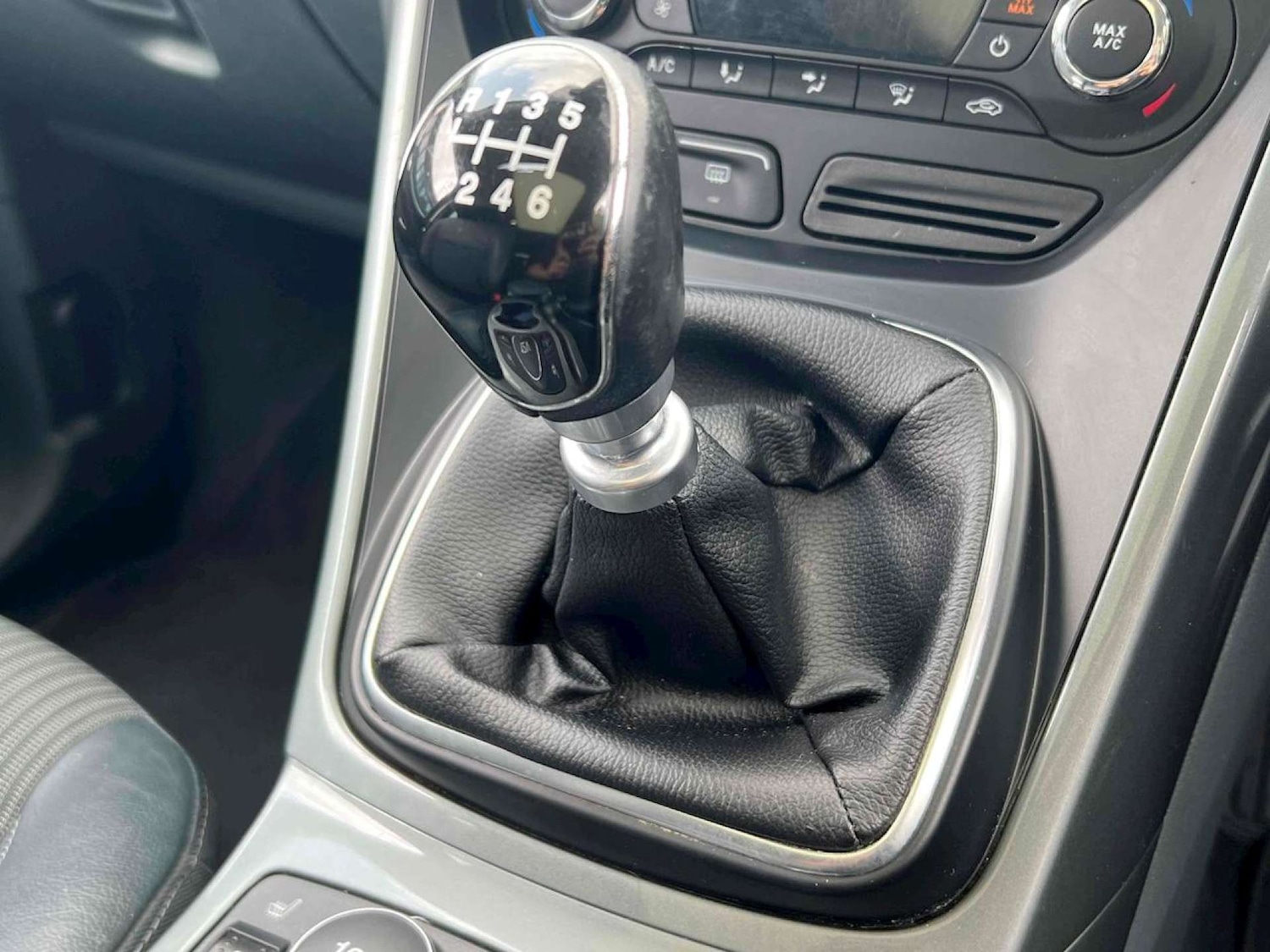 Used Ford C-Max 2014 for sale - 76519240: Photo 21