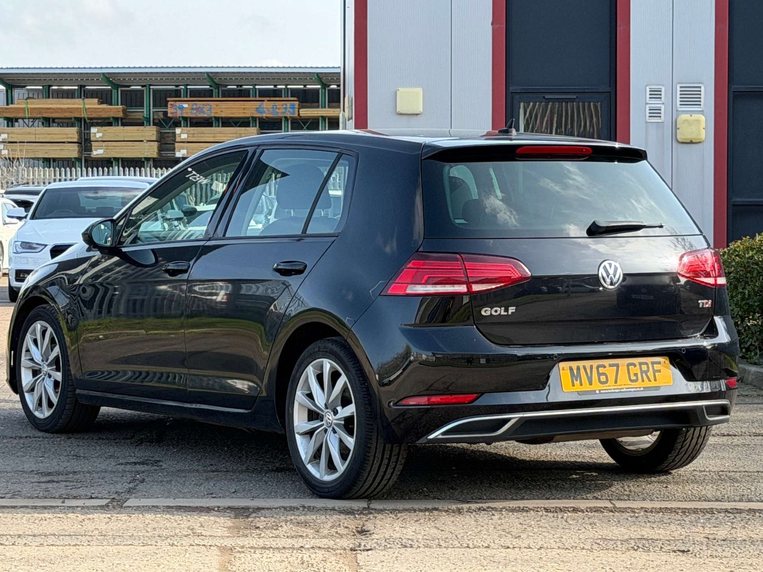 Used Volkswagen Golf 2017 for sale - 77662829: Photo 10