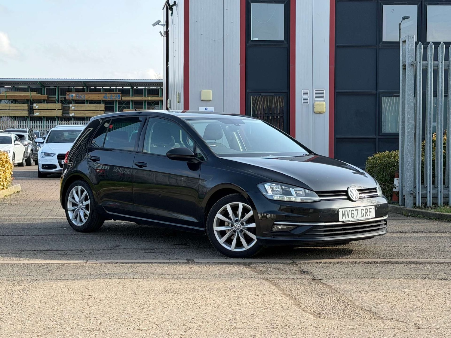 Used Volkswagen Golf 2017 for sale - 77662829: Photo 13