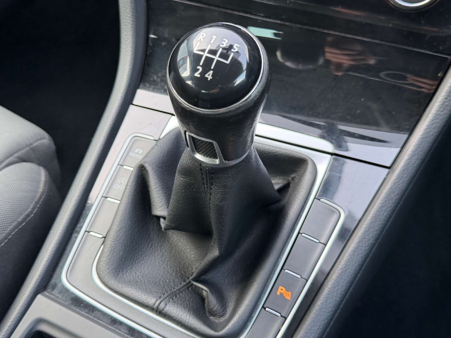 Used Volkswagen Golf 2017 for sale - 77662829: Photo 46