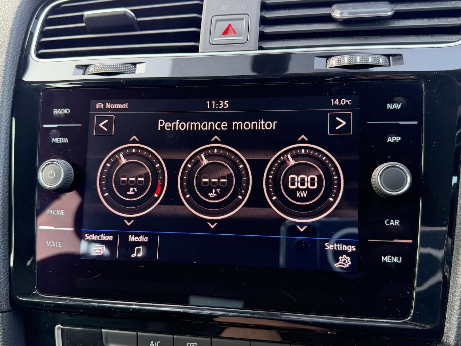 Used Volkswagen Golf 2017 for sale - 77662829: Photo 55