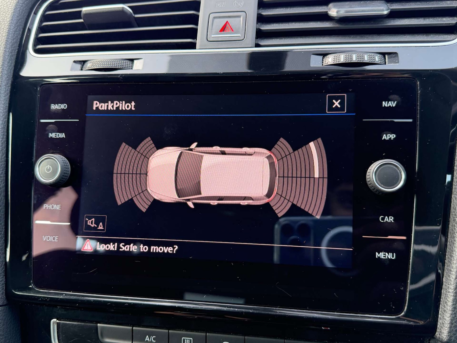 Used Volkswagen Golf 2017 for sale - 77662829: Photo 56