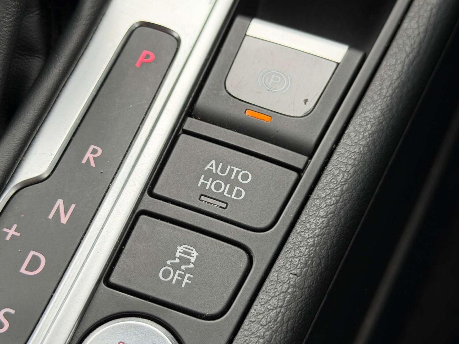 Used Volkswagen CC 2015 for sale - 78152431: Photo 40