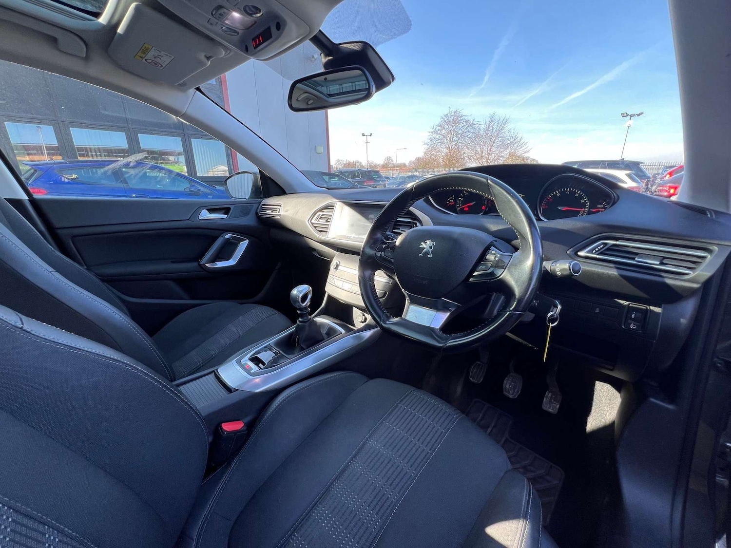 Used Peugeot 308 2018 for sale - 76601668: Photo 16