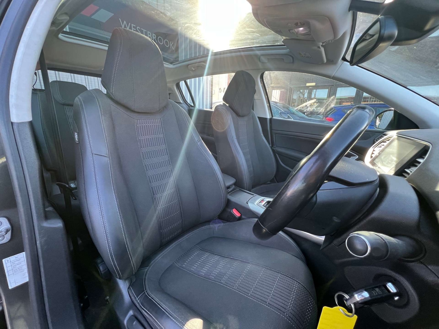 Used Peugeot 308 2018 for sale - 76601668: Photo 19