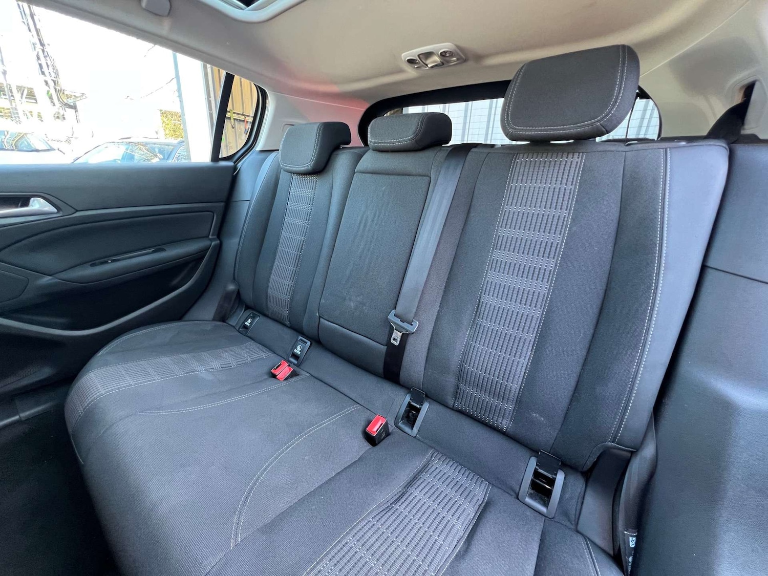 Used Peugeot 308 2018 for sale - 76601668: Photo 26