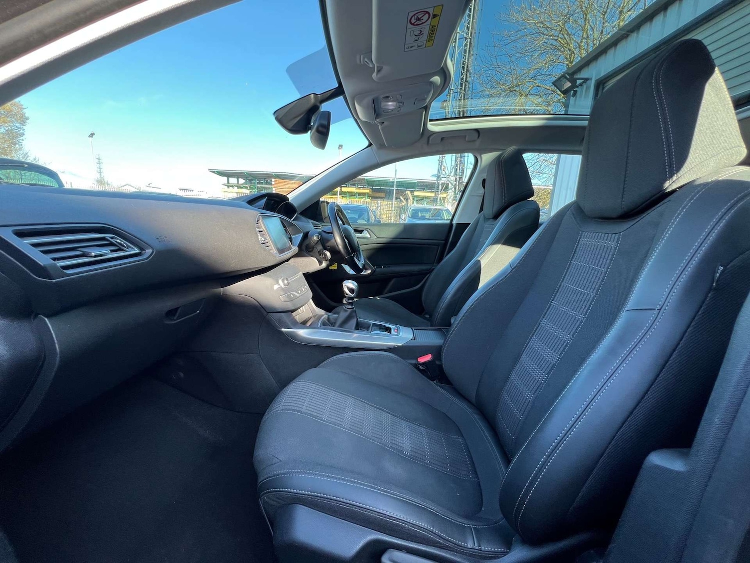 Used Peugeot 308 2018 for sale - 76601668: Photo 30