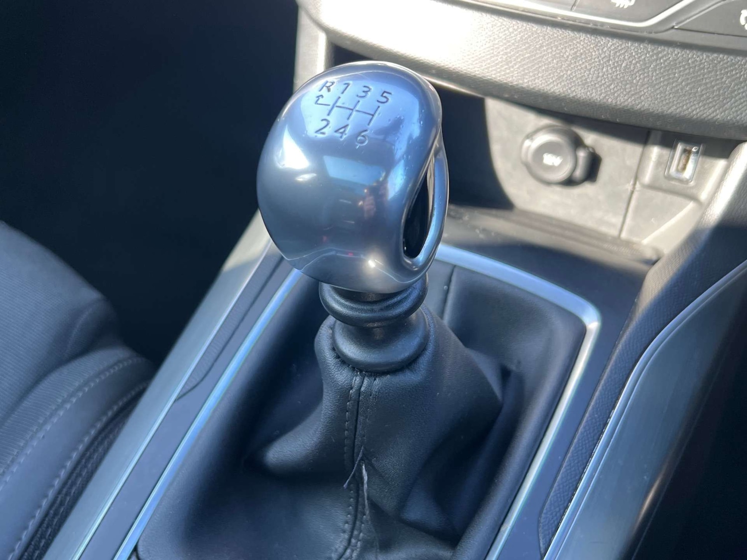 Used Peugeot 308 2018 for sale - 76601668: Photo 36