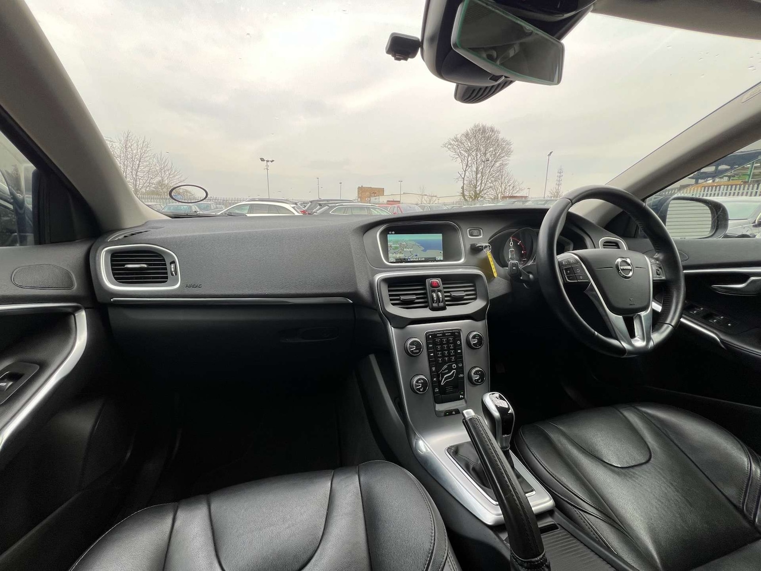 Used Volvo V40 2016 for sale - 76601793: Photo 33