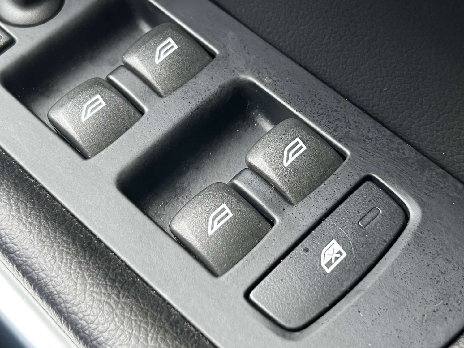 Used Volvo V40 2016 for sale - 76601793: Photo 61