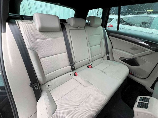 Used Volkswagen Golf 2019 for sale - 71522795: Photo 11