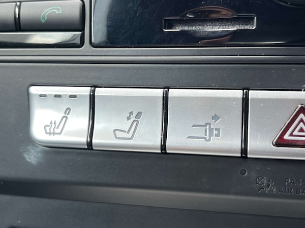Used Mercedes-Benz E-Class 2014 for sale - 75055405: Photo 33