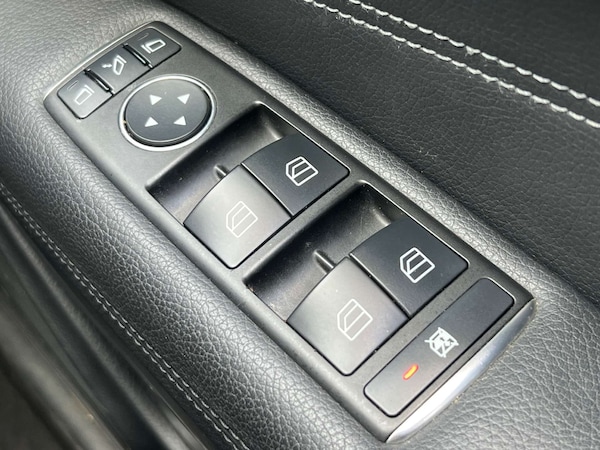 Used Mercedes-Benz E-Class 2014 for sale - 75055405: Photo 54