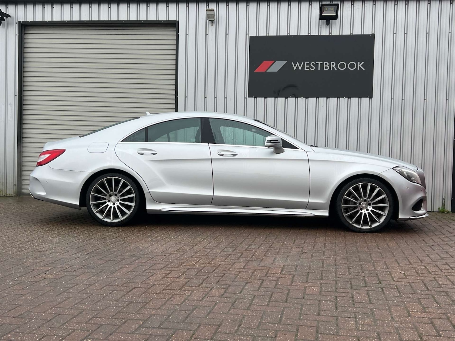 Used Mercedes-Benz CLS 2015 for sale - 76601804: Photo 10