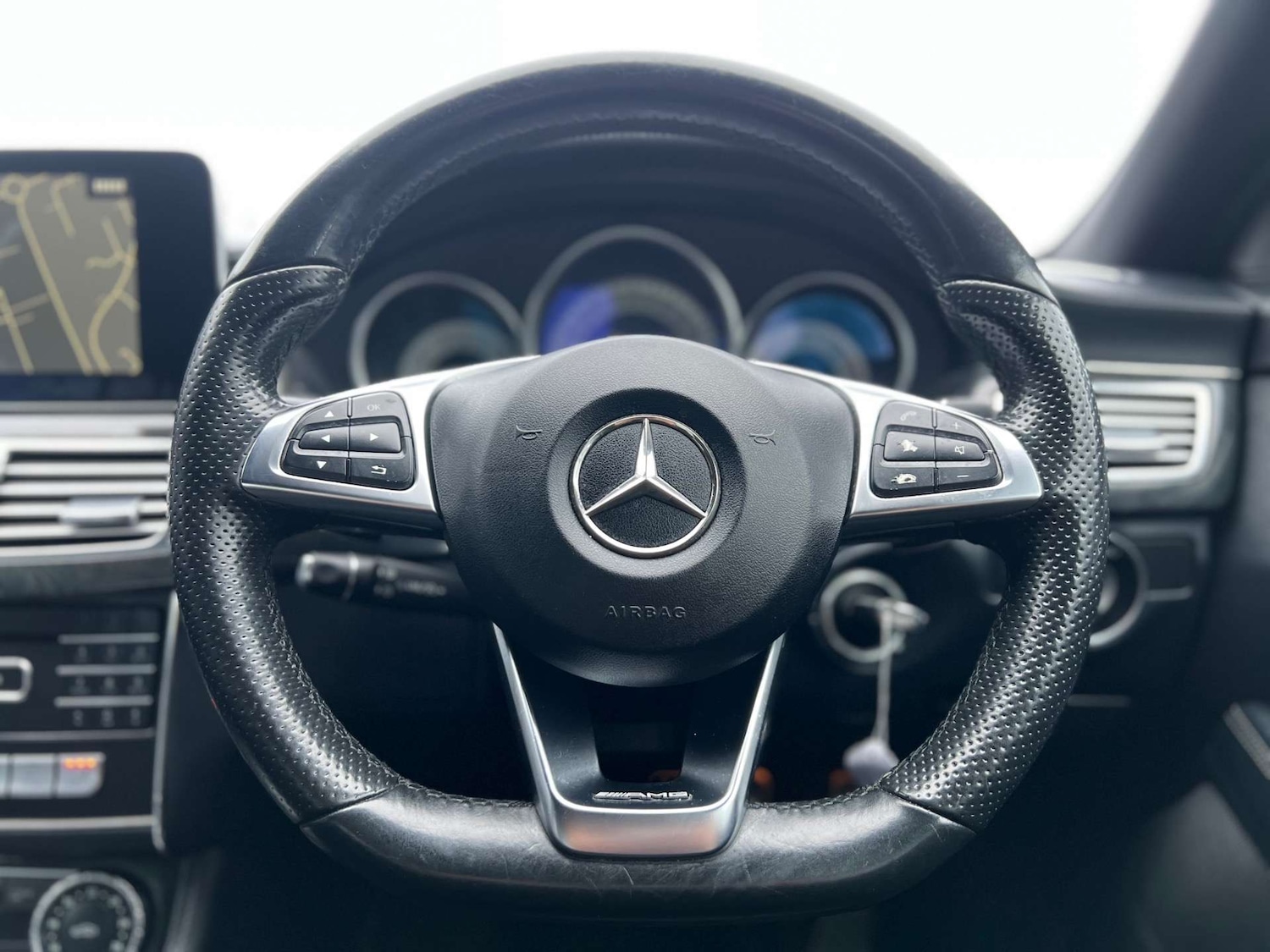 Used Mercedes-Benz CLS 2015 for sale - 76601804: Photo 54