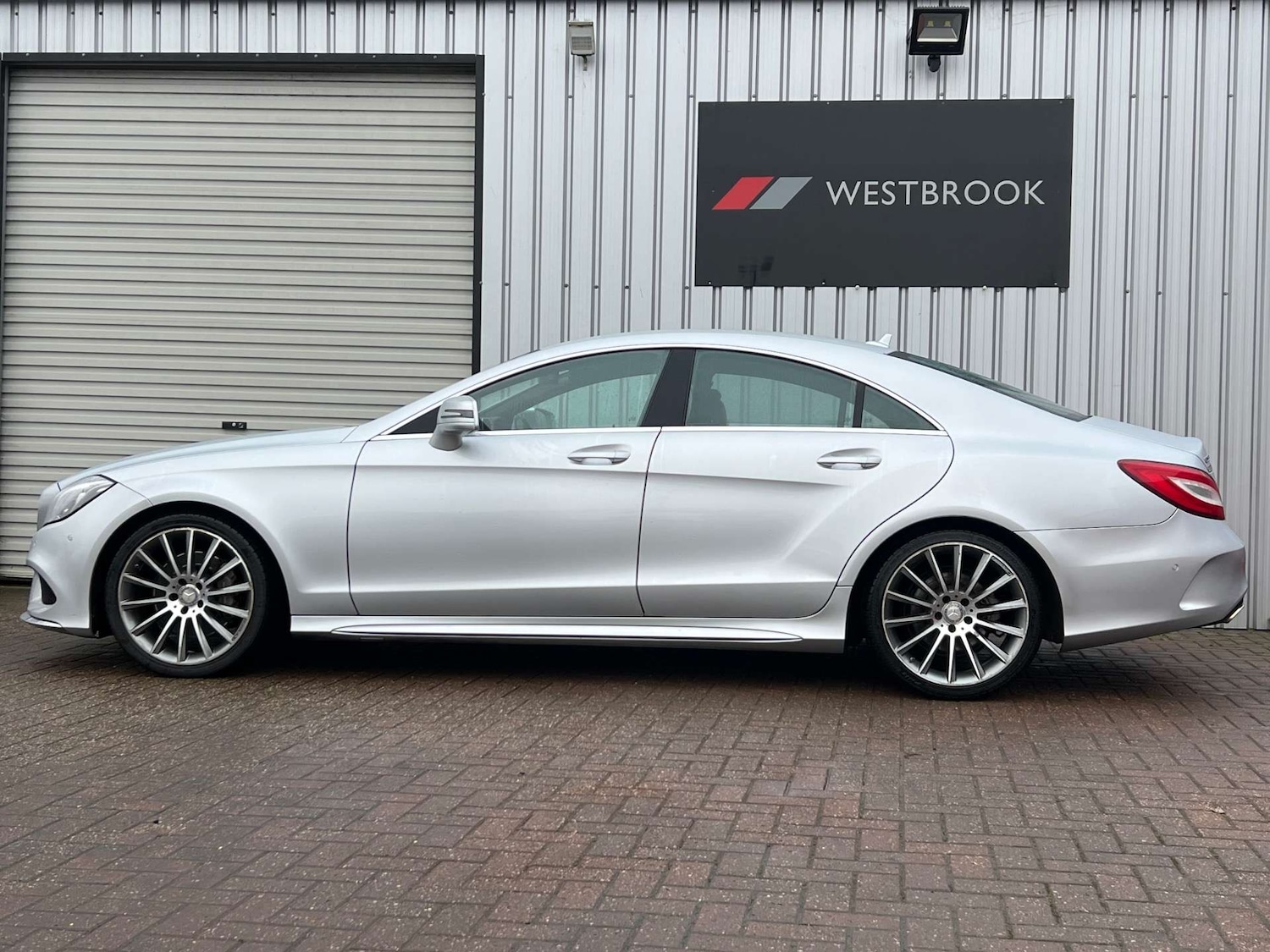 Used Mercedes-Benz CLS 2015 for sale - 76601804: Photo 6