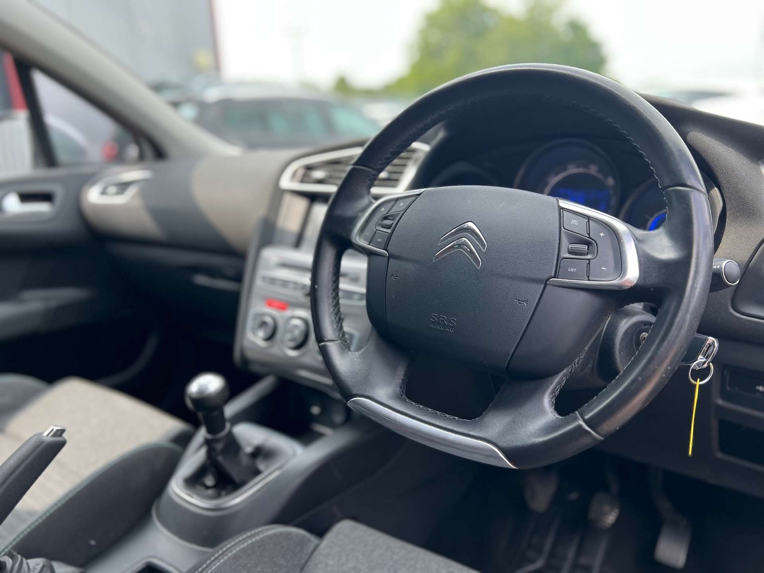 Used Citroen C4 2017 for sale - 76601872: Photo 17