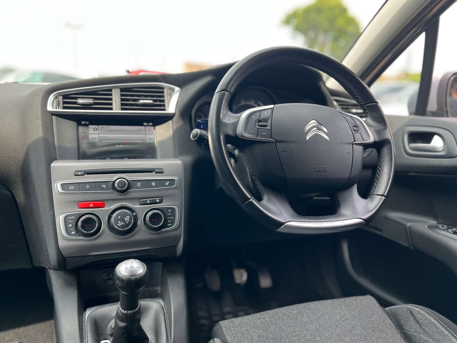 Used Citroen C4 2017 for sale - 76601872: Photo 18