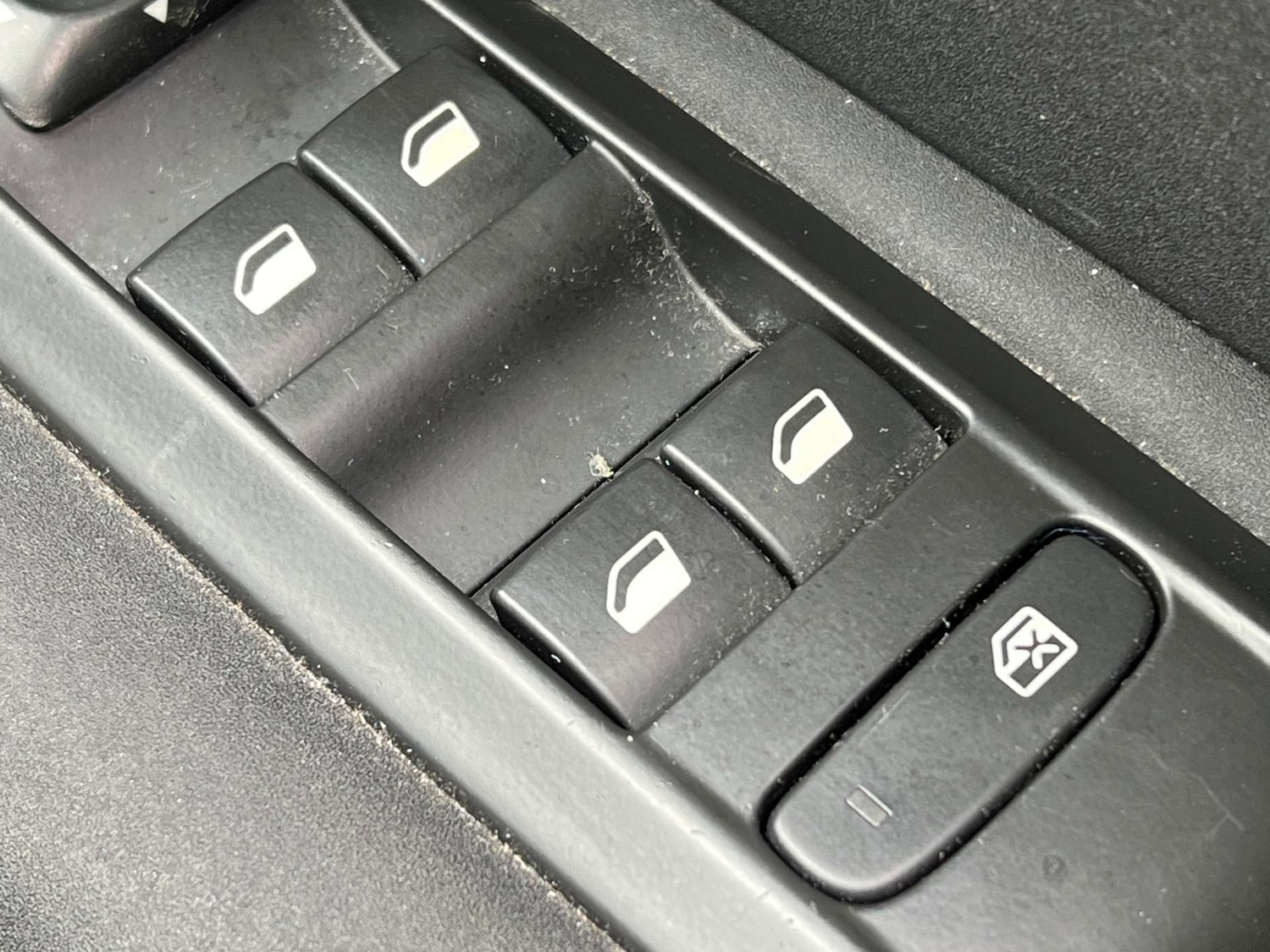 Used Citroen C4 2017 for sale - 76601872: Photo 23