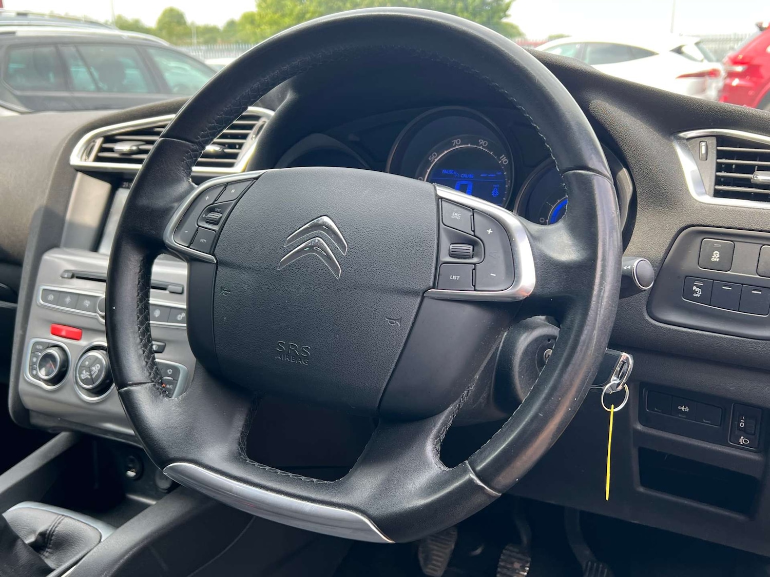 Used Citroen C4 2017 for sale - 76601872: Photo 32