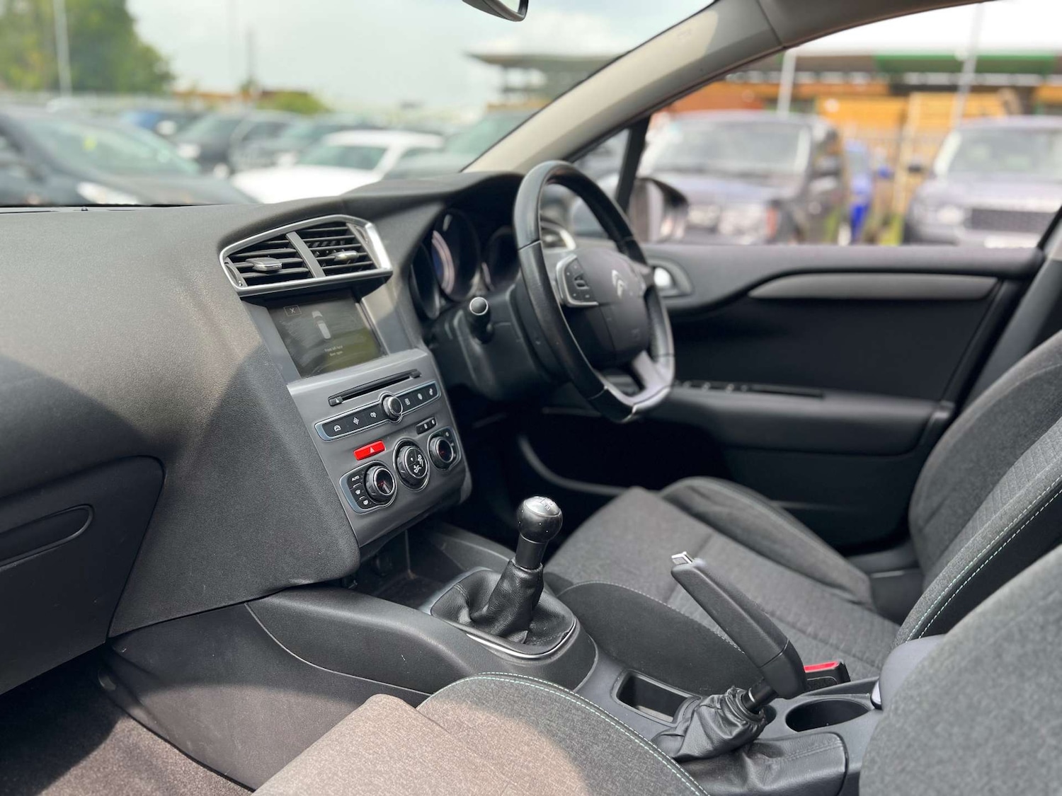 Used Citroen C4 2017 for sale - 76601872: Photo 34