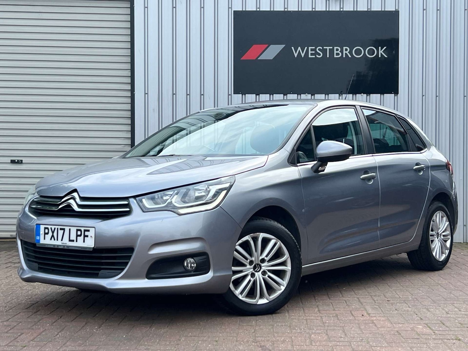 Used Citroen C4 2017 for sale - 76601872: Photo 6