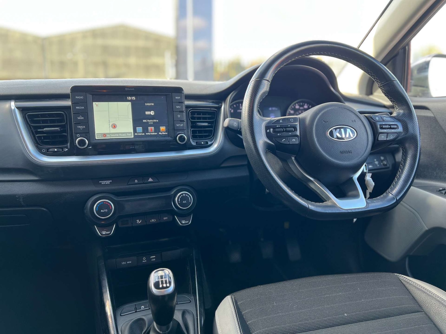 Used Kia Stonic 2019 for sale - 76547280: Photo 25