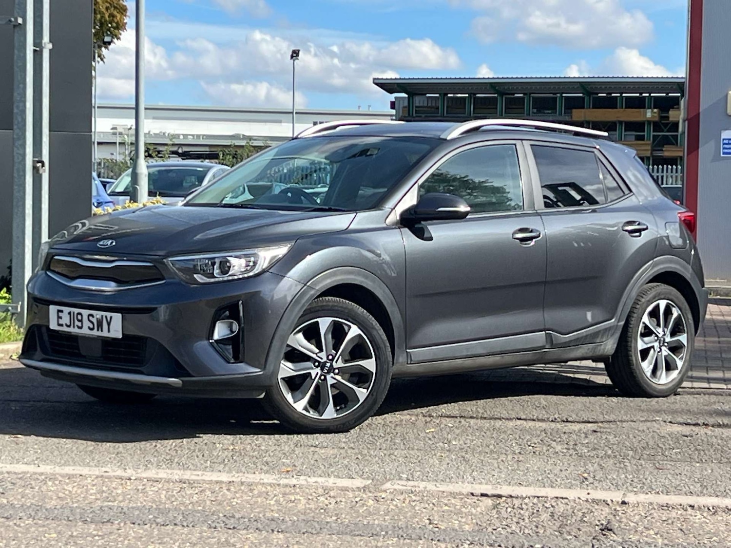 Used Kia Stonic 2019 for sale - 76547280: Photo 6