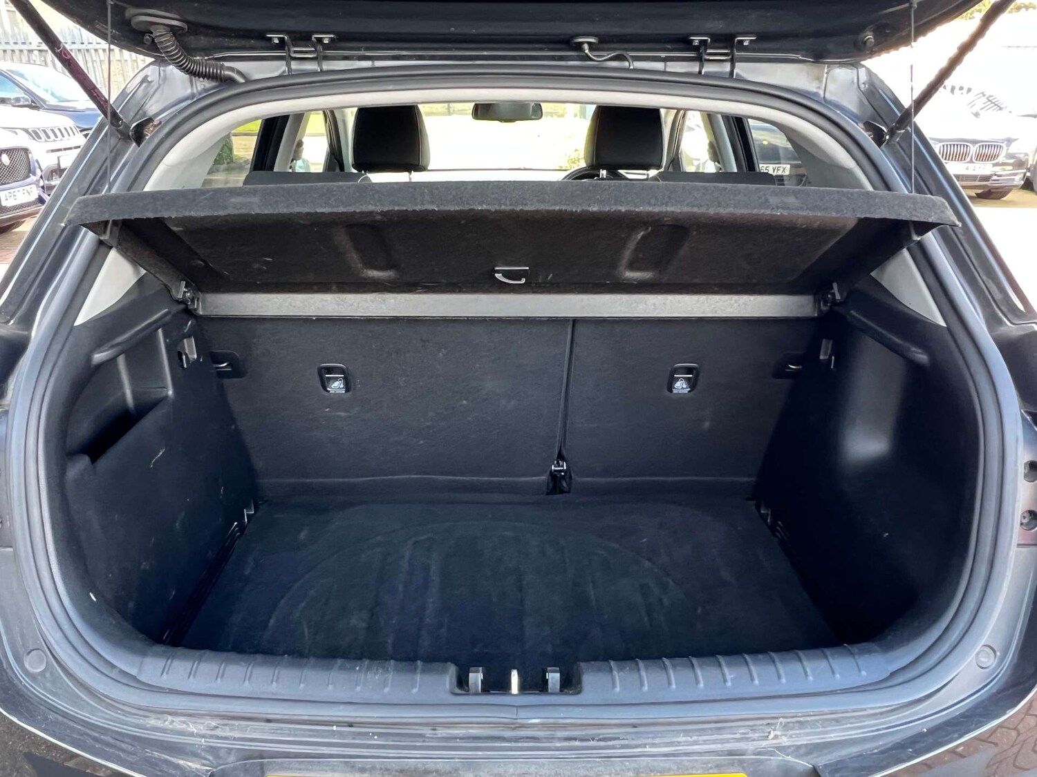 Used Kia Stonic 2019 for sale - 76547280: Photo 68