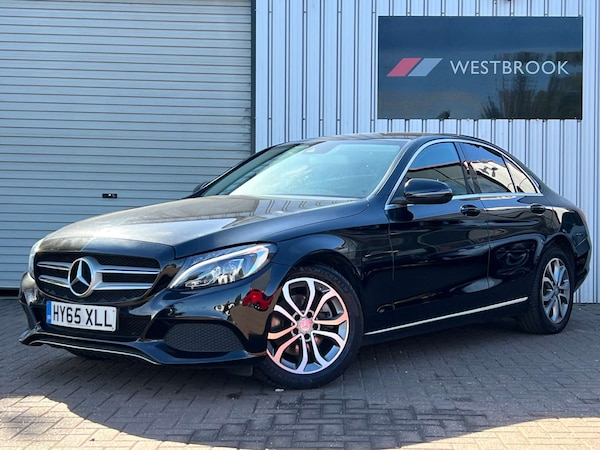 Used Mercedes-Benz C-Class 2015 for sale - 75281231: Photo 4