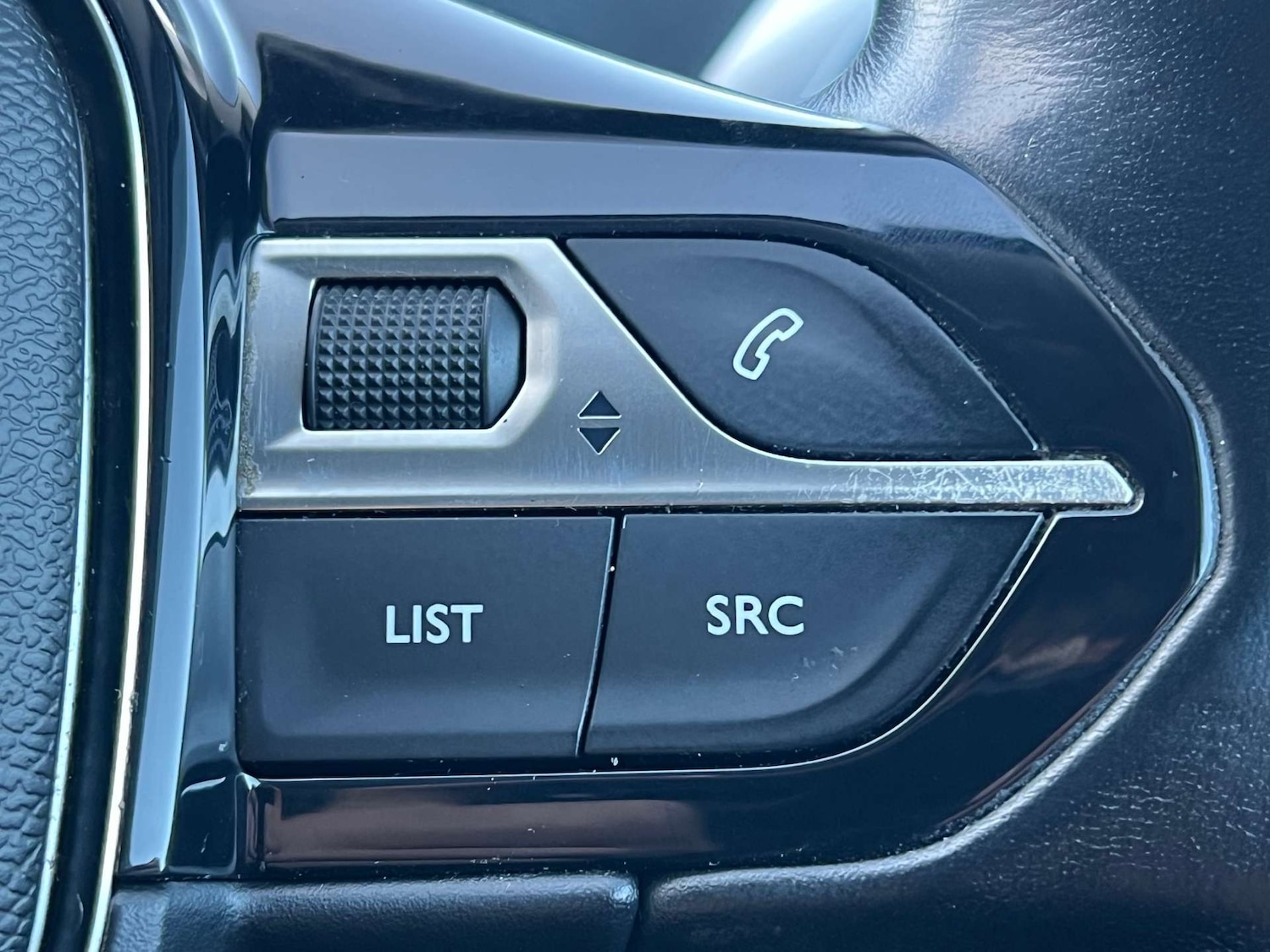 Used Peugeot 3008 2017 for sale - 77662752: Photo 62