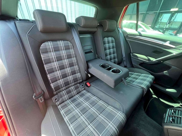 Used Volkswagen Golf 2014 for sale - 76005235: Photo 11