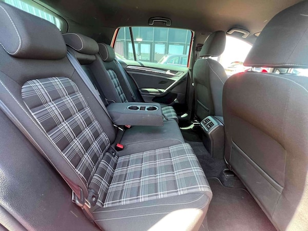 Used Volkswagen Golf 2014 for sale - 76005235: Photo 12