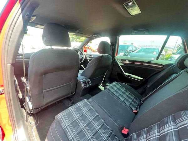 Used Volkswagen Golf 2014 for sale - 76005235: Photo 17