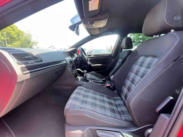 Used Volkswagen Golf 2014 for sale - 76005235: Photo 19