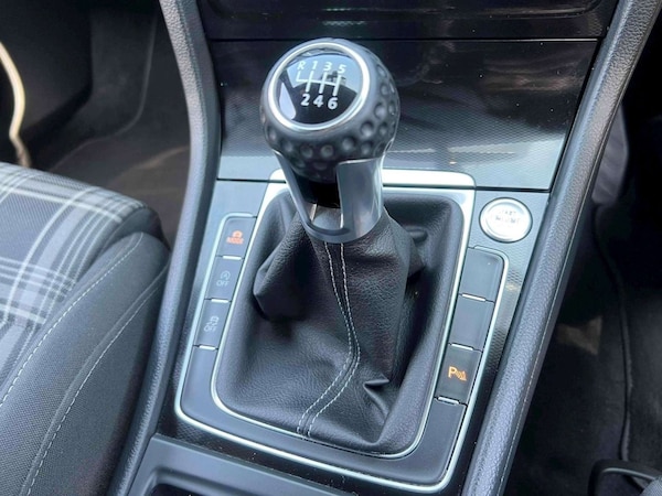 Used Volkswagen Golf 2014 for sale - 76005235: Photo 26