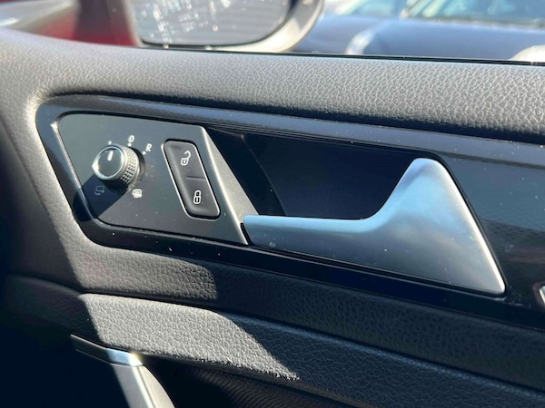 Used Volkswagen Golf 2014 for sale - 76005235: Photo 39
