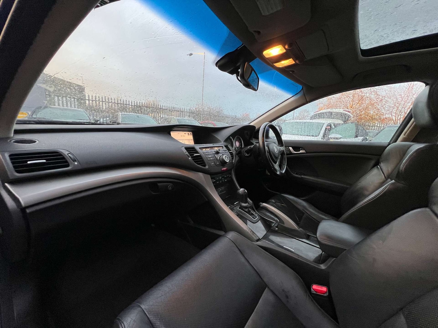 Used Honda Accord 2011 for sale - 76493614: Photo 42