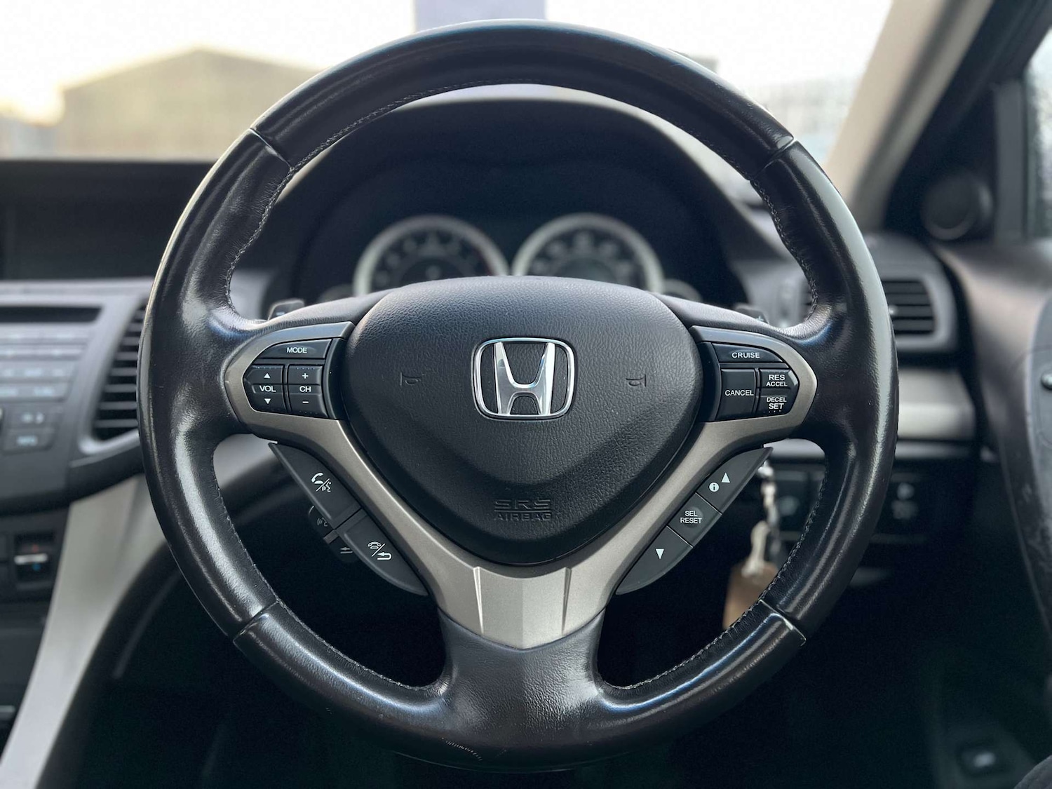 Used Honda Accord 2011 for sale - 76493614: Photo 60